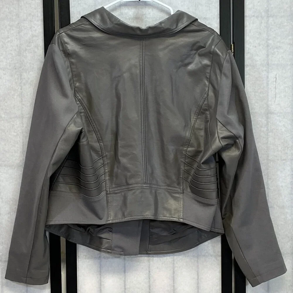 Torrid Mixed Faux Leather & Knit Zip Front Crop Moto Jacket Grey 2 Long Sleeve